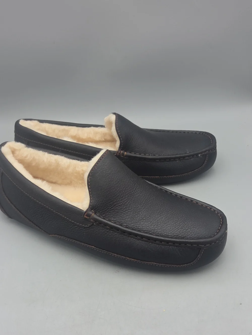 UGG Men's Ascot Brown Leather House Slippers Men 12